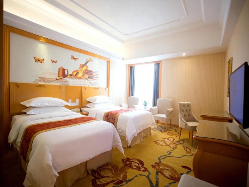 Vienna International Hotel Tianjin Jingjin Road - Housity