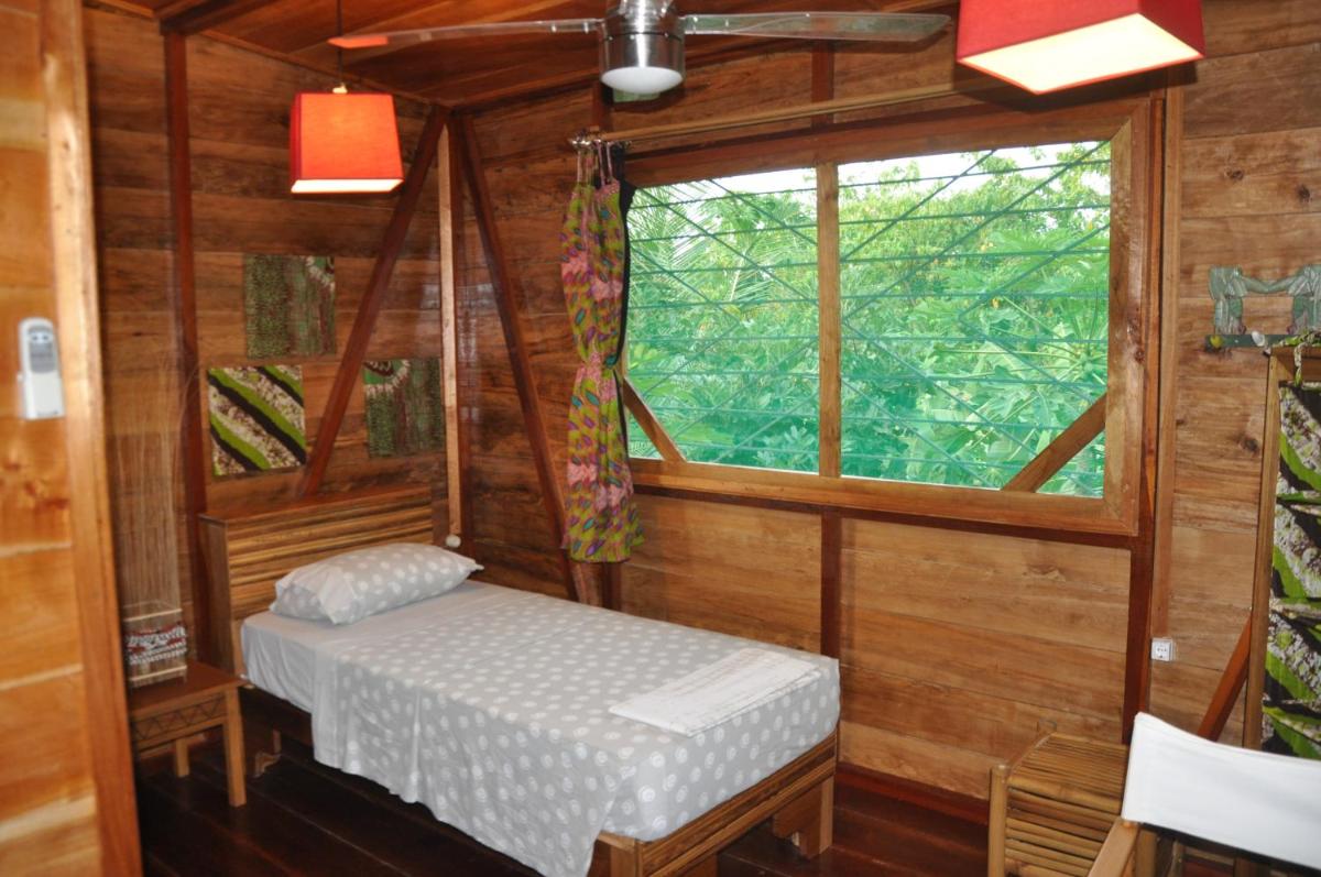 Mucumbli - Housity