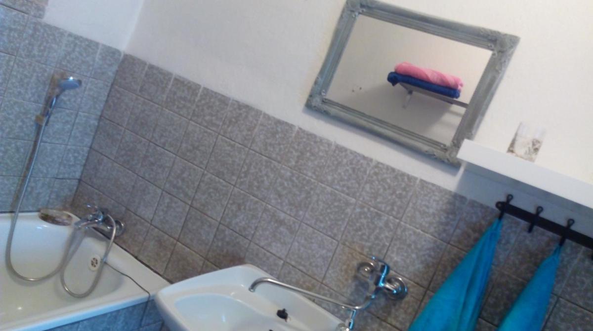 Vejminek U Drahušky Mcely - Housity