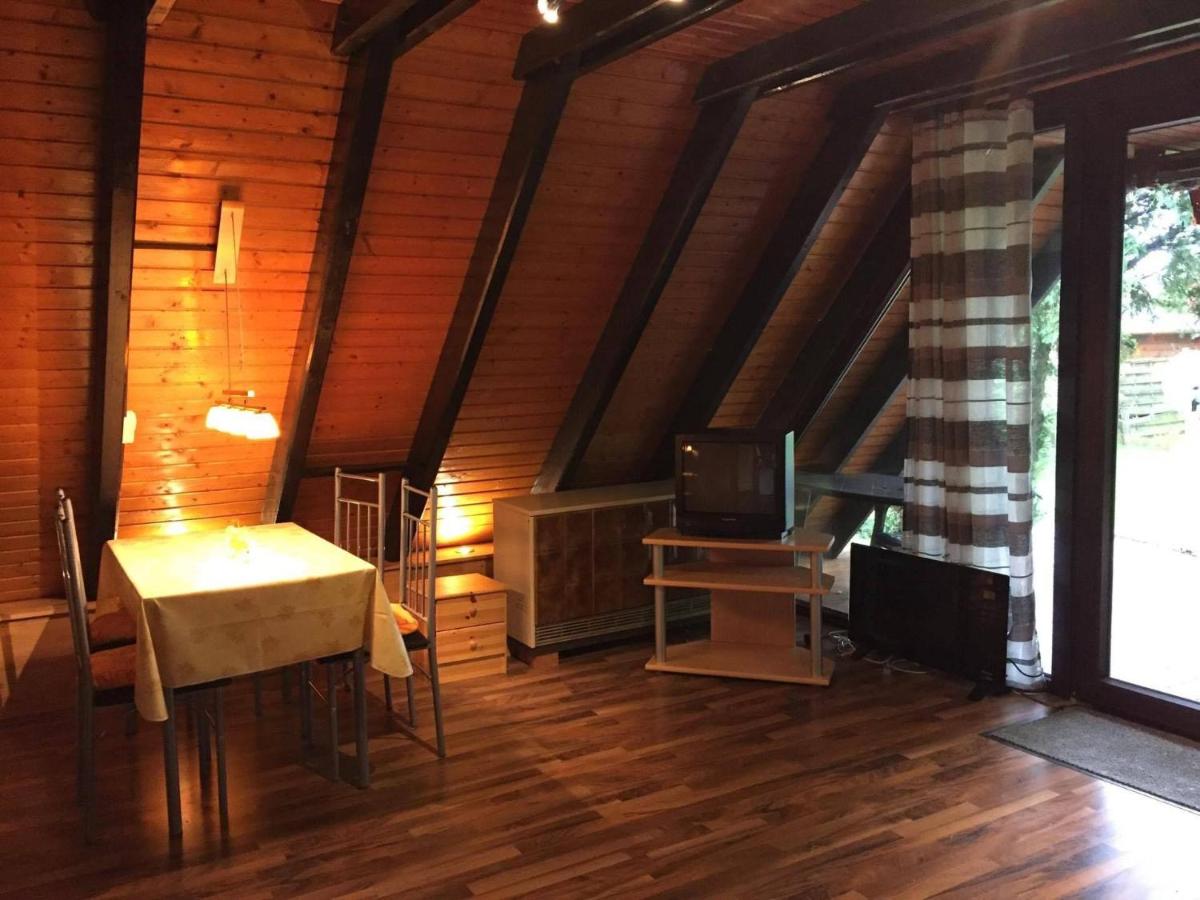 Familienfreundliches-Ferienhaus-mit-Waldrand-Lage - Housity