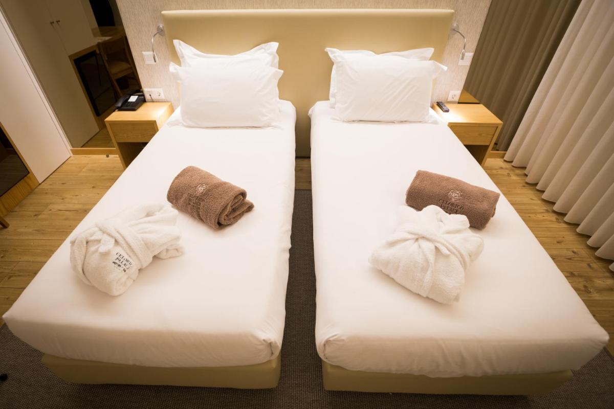Uma cama ou camas num quarto em LAM Hotel Celorico de Basto
