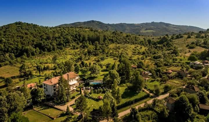 Hotel Perfect - Housity