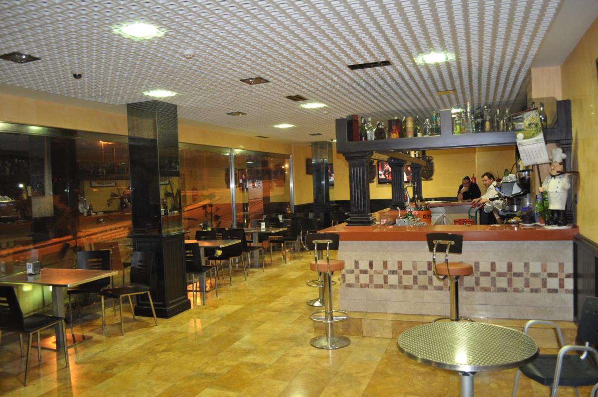 Un restaurante o sitio para comer en Gran Hotel Liber & Spa Playa Golf