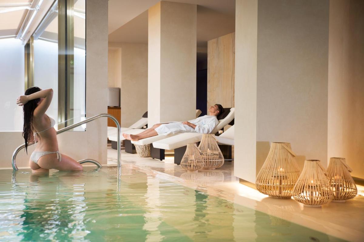 Callistos Hotel & Spa - Housity