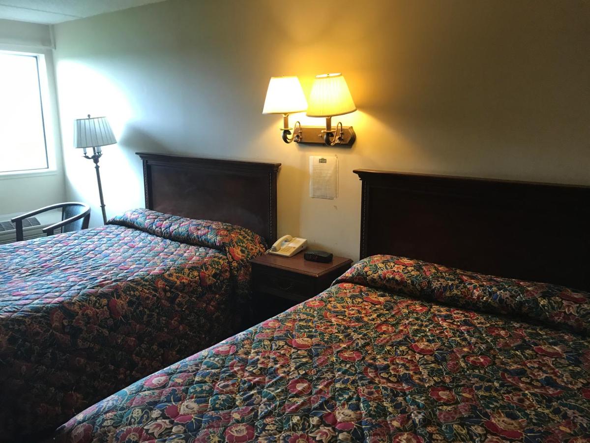 Lititz Inn and Suites - Housity
