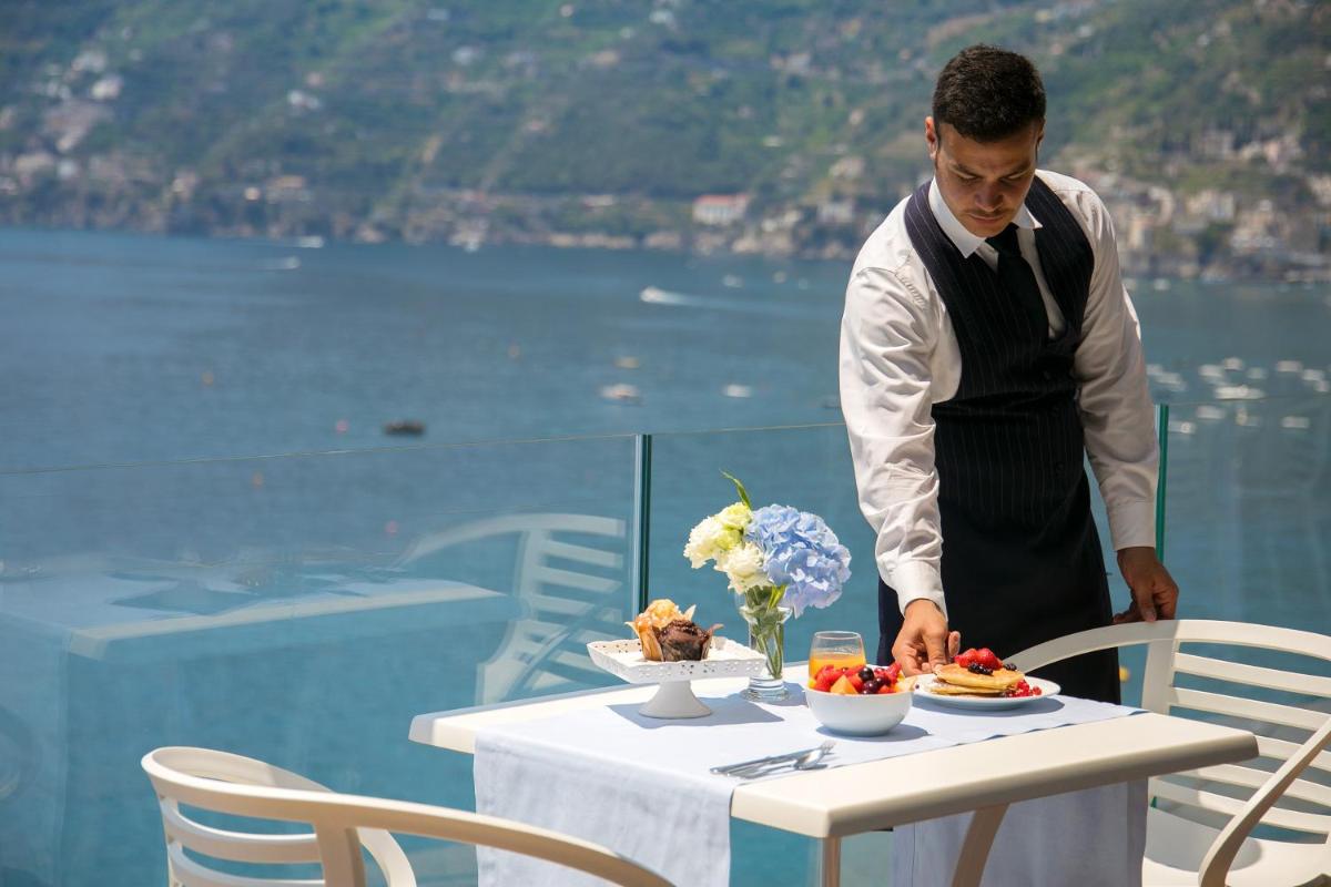 Hotel Club Due Torri - Housity
