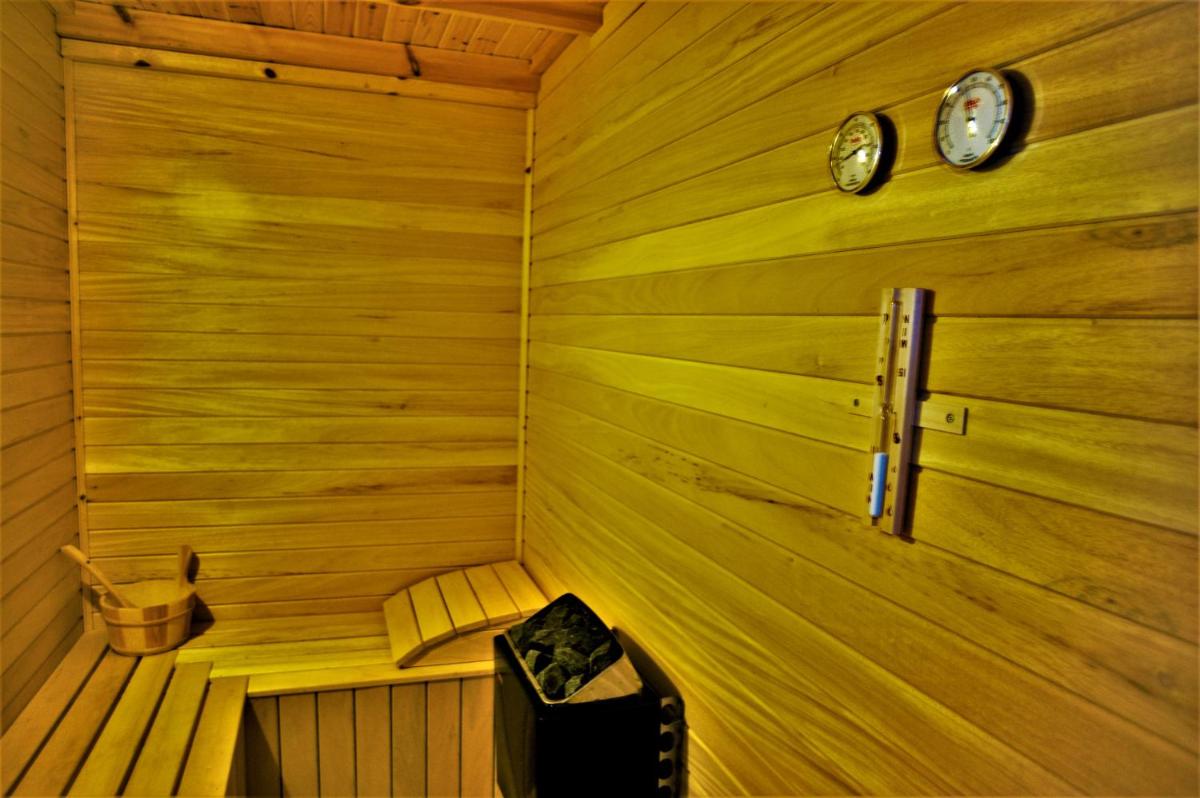 Ayelet Ahavim - Housity