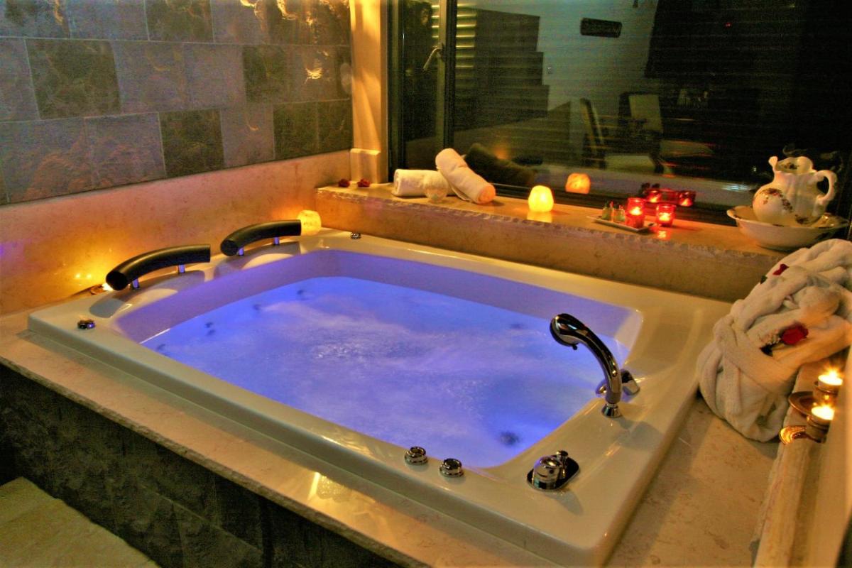 Ayelet Ahavim - Housity