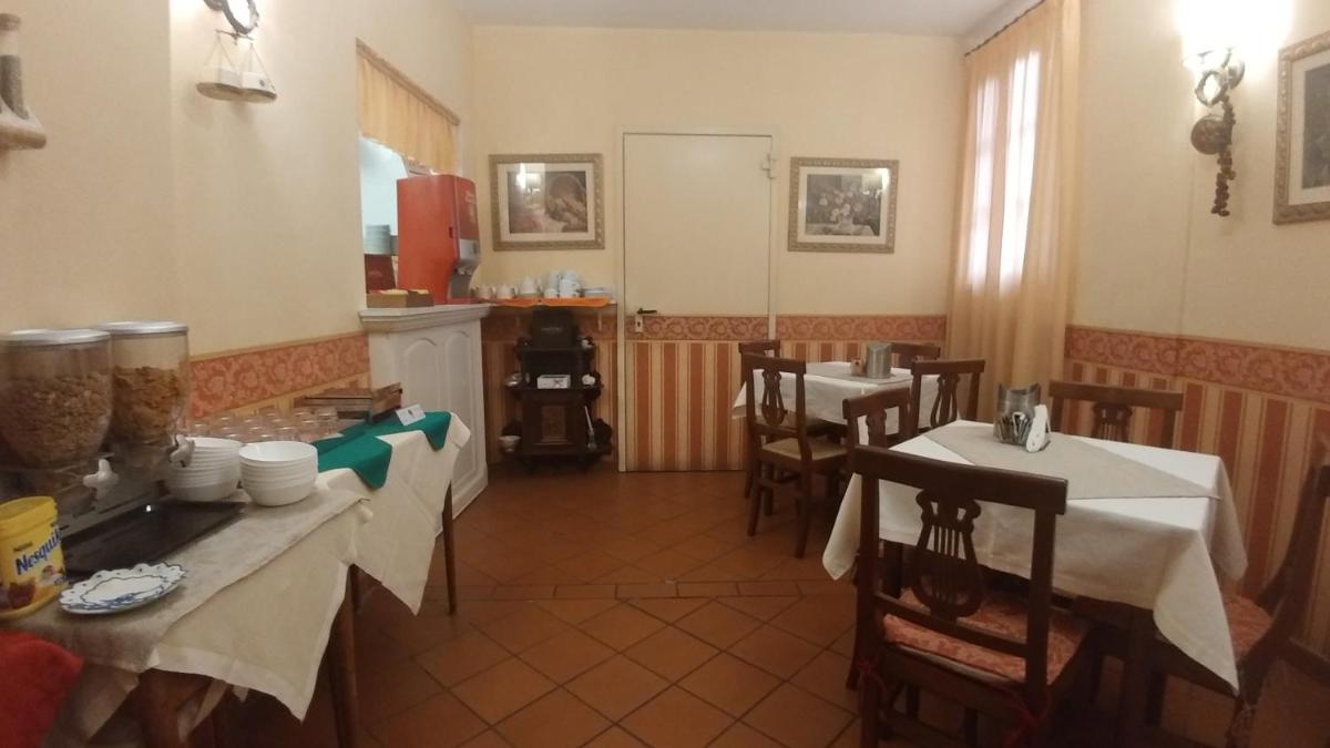 Il Canale Hotel - Housity