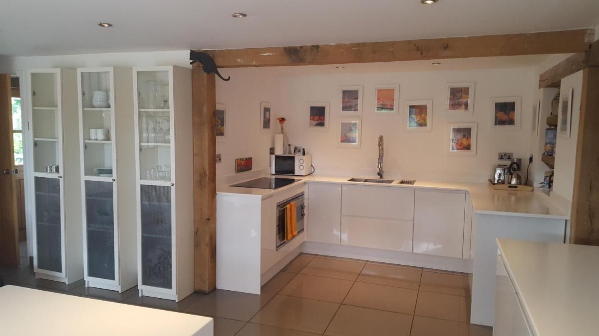 Prestwick Oak - Housity