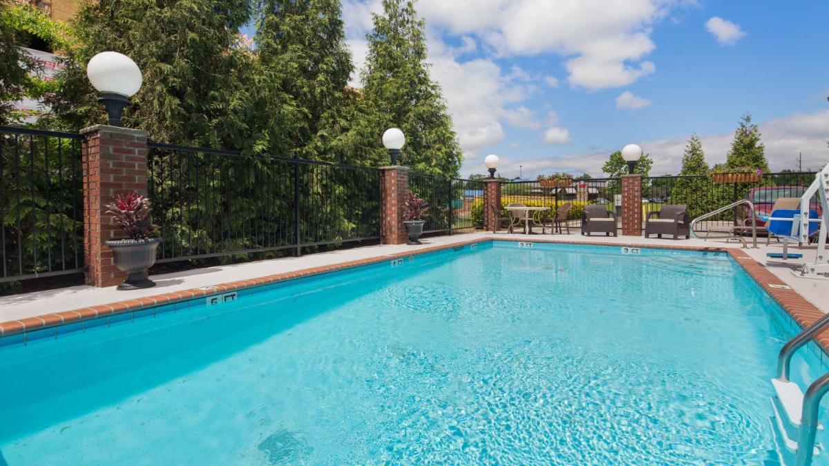 Best Western River City Hotel - Housity