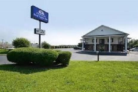 Americas Best Value Inn-Winnsboro - Housity