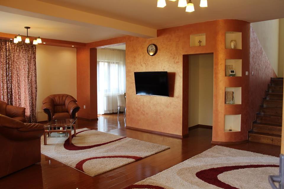 Suitetrails - Alba Guest Residence
