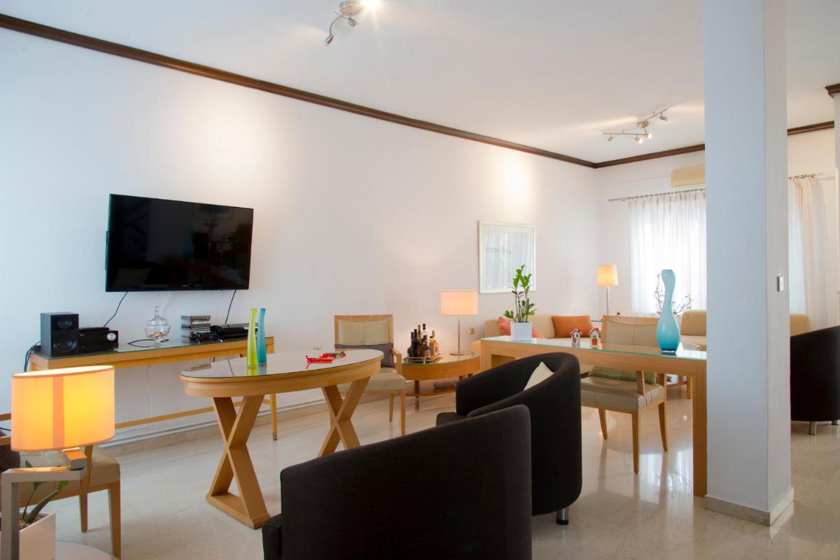 Suitetrails - Knossos by Heloni Apartments