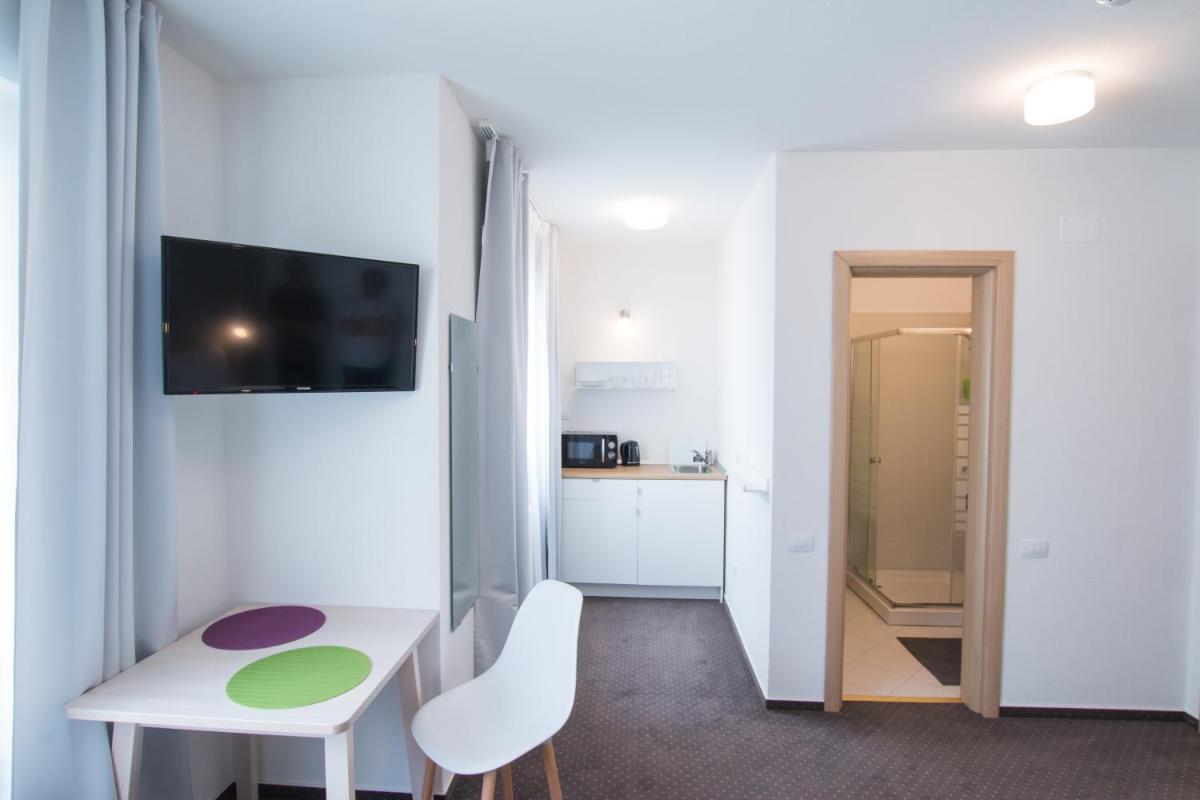 Victoriei City Studios - Housity