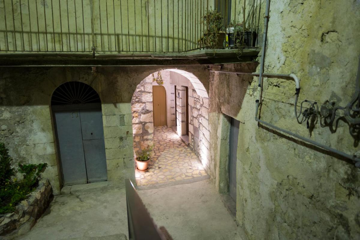 Casa Arco Antico - Hizvo