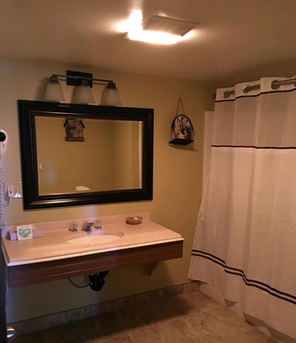 Lake View Lodge - Housity