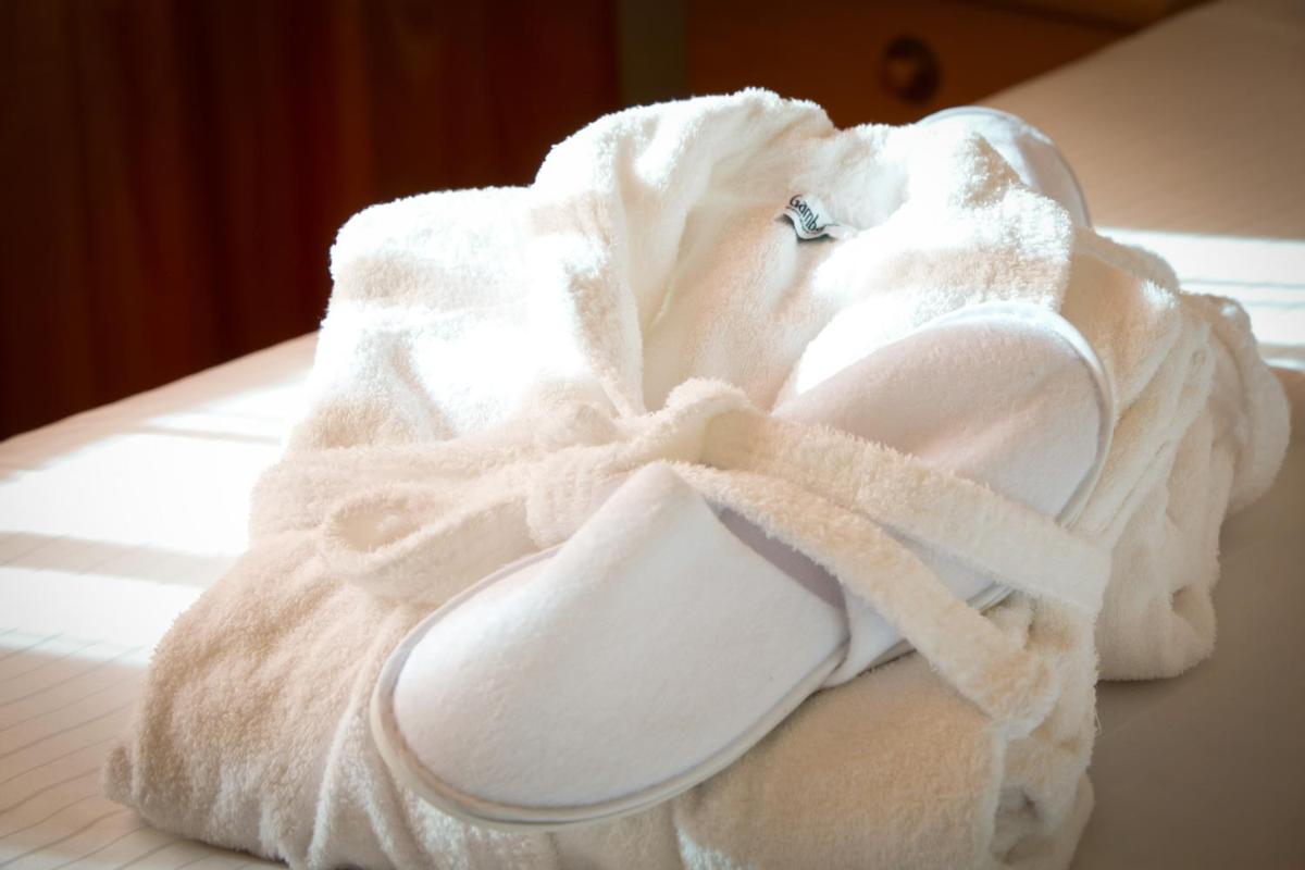 Hotel Montemezzi - Housity