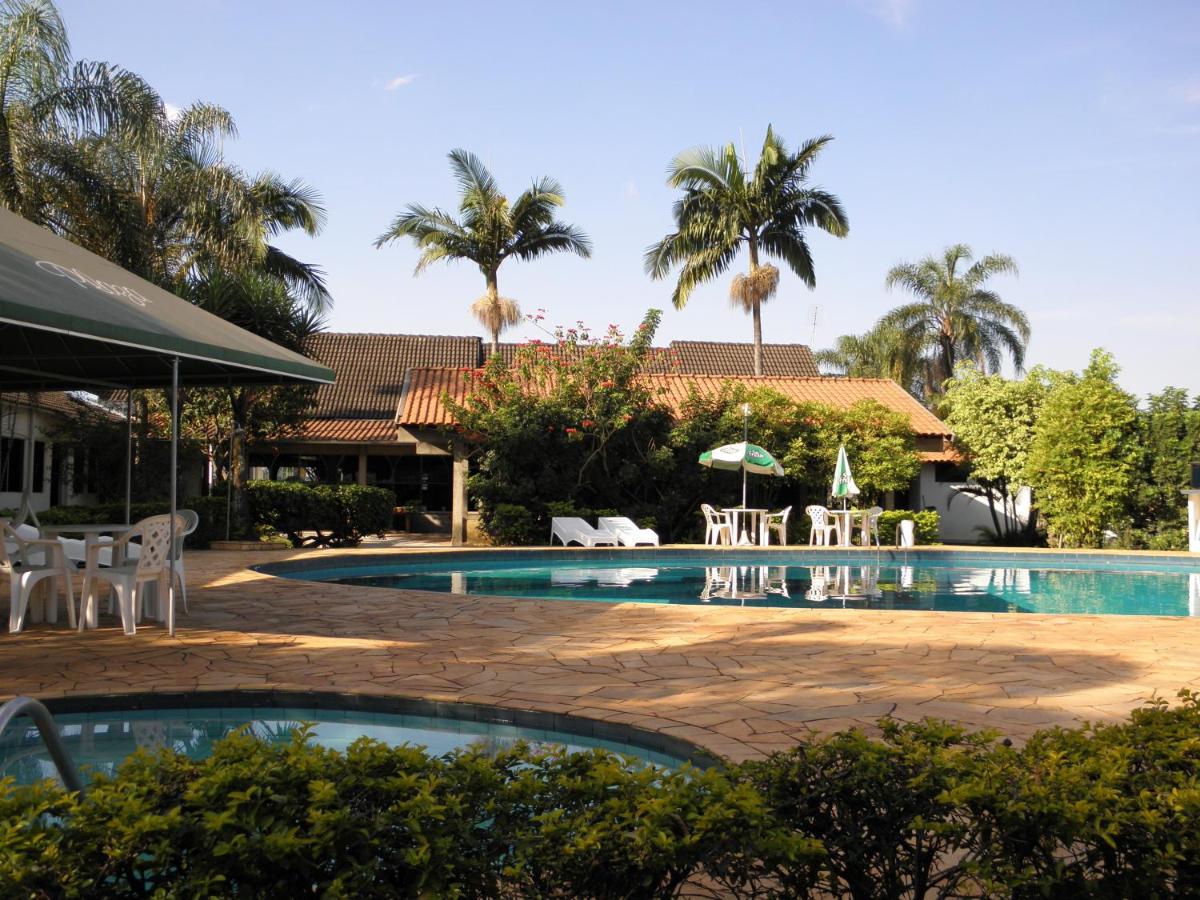 Rio Claro Plaza Hotel - Housity