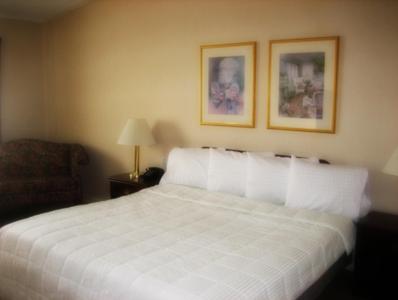 Inn at Arbor Ridge Hotel and Conference Center - Housity