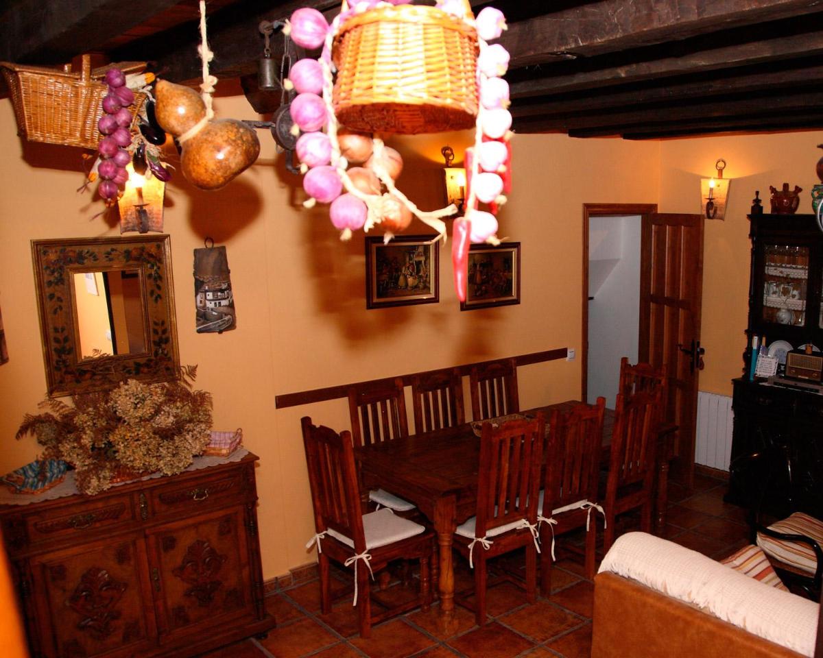 Casa Rural Samuel Paraca - Housity
