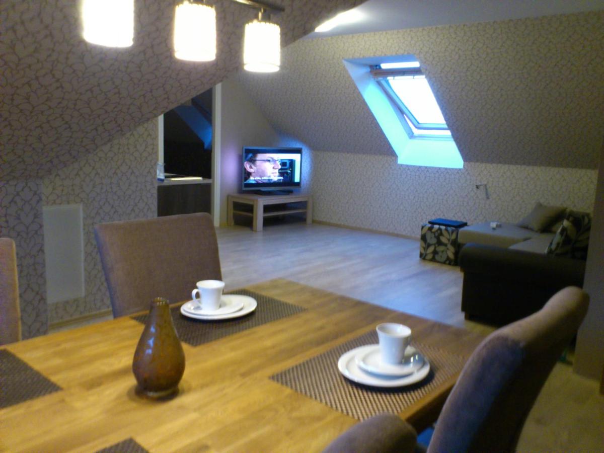 ReeDe Villa - Housity
