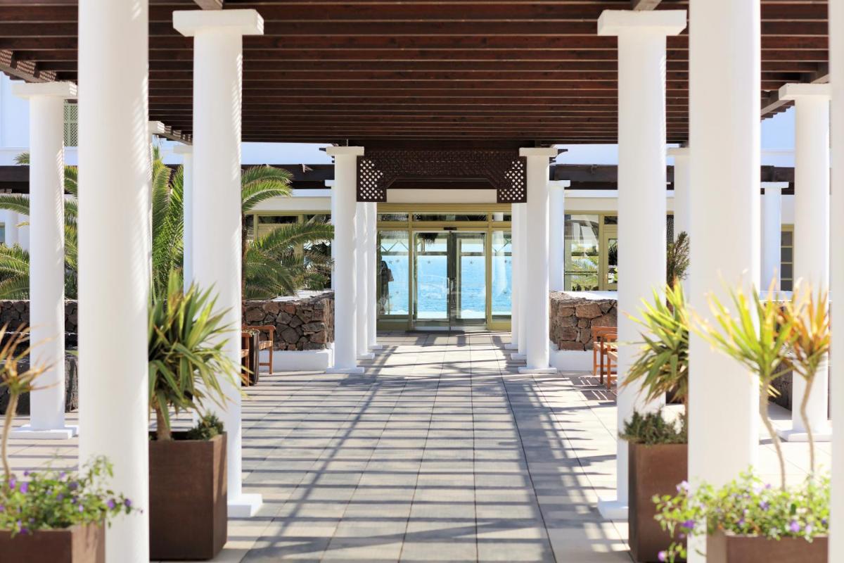 Piscina en o cerca de Iberostar Selection Lanzarote Park