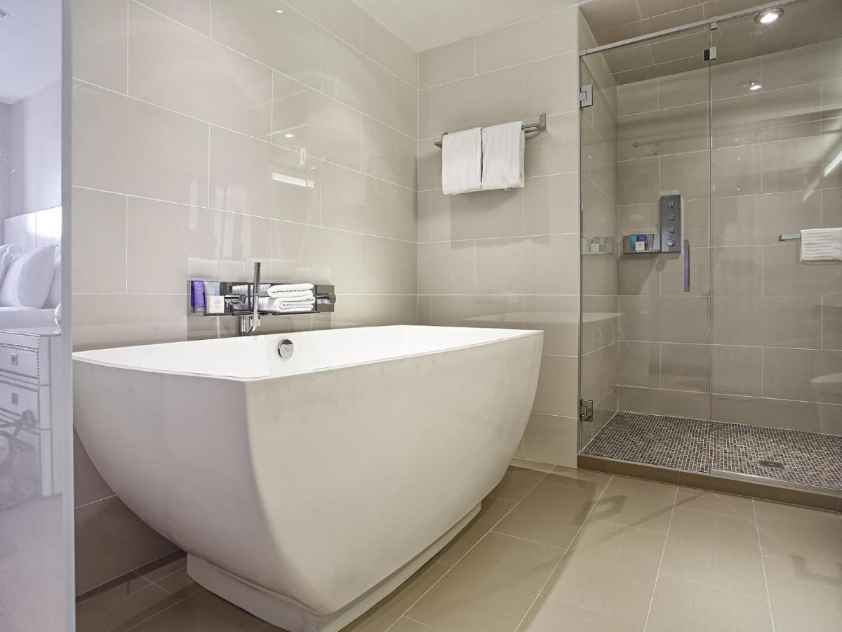 The J House Greenwich Hotel - Housity