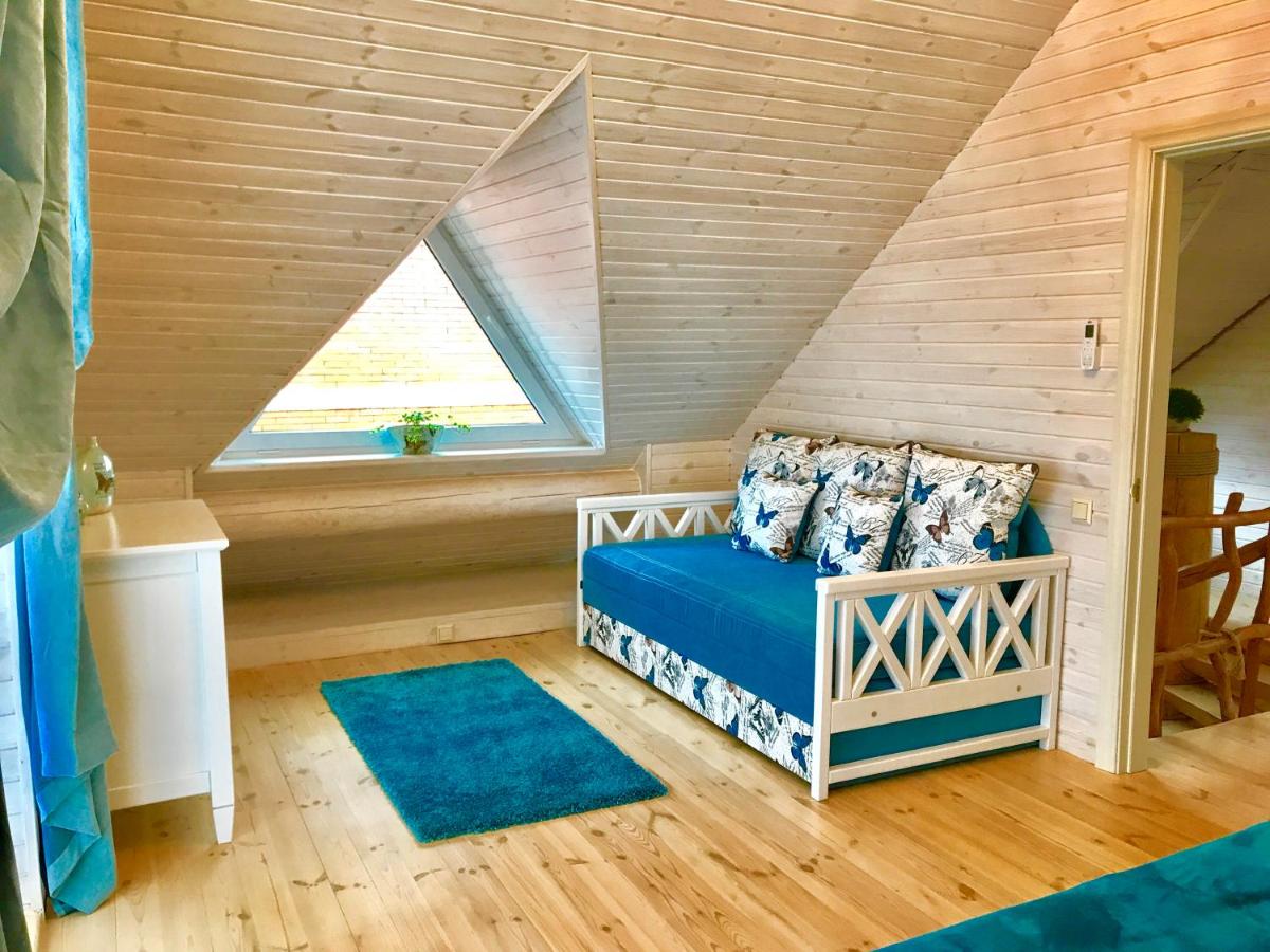 Artinov Villa - Housity