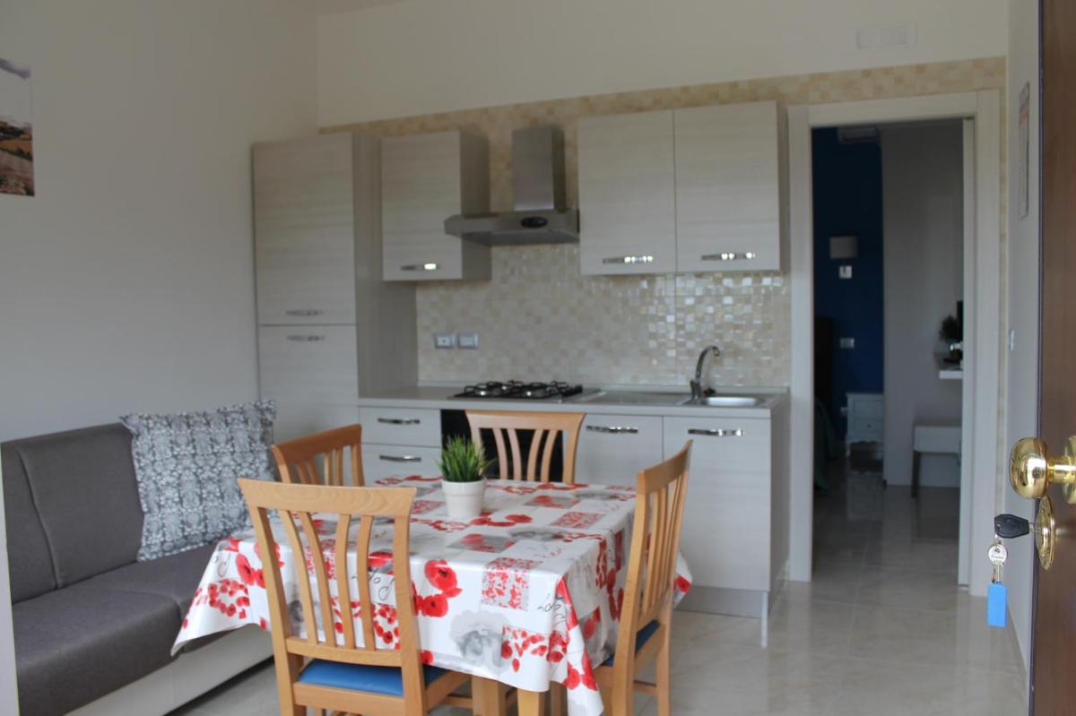 Sea Garden Rooms - Housity