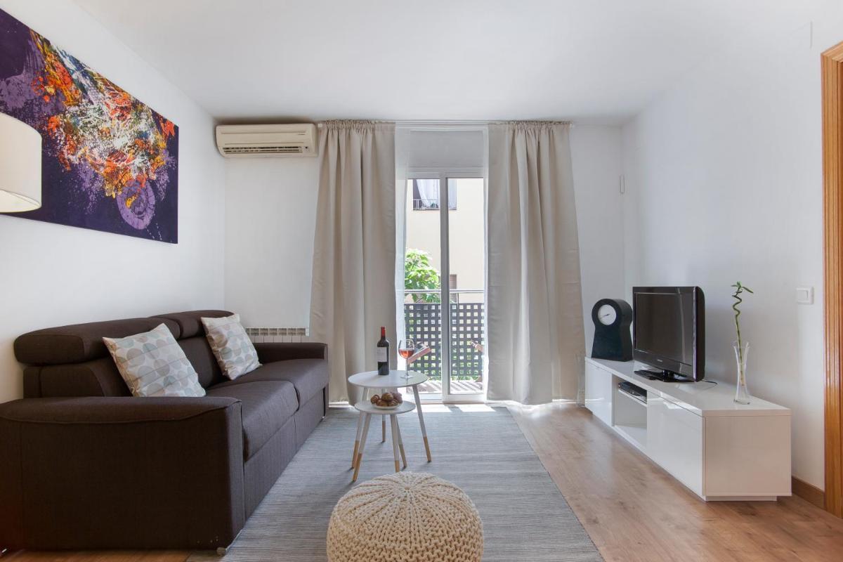 Tendency Apartments Fira - Housity