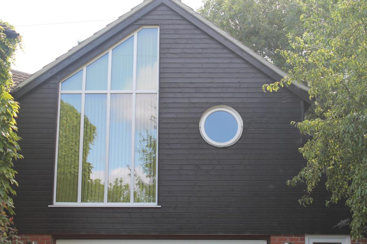 Pear Tree House Studio - Housity
