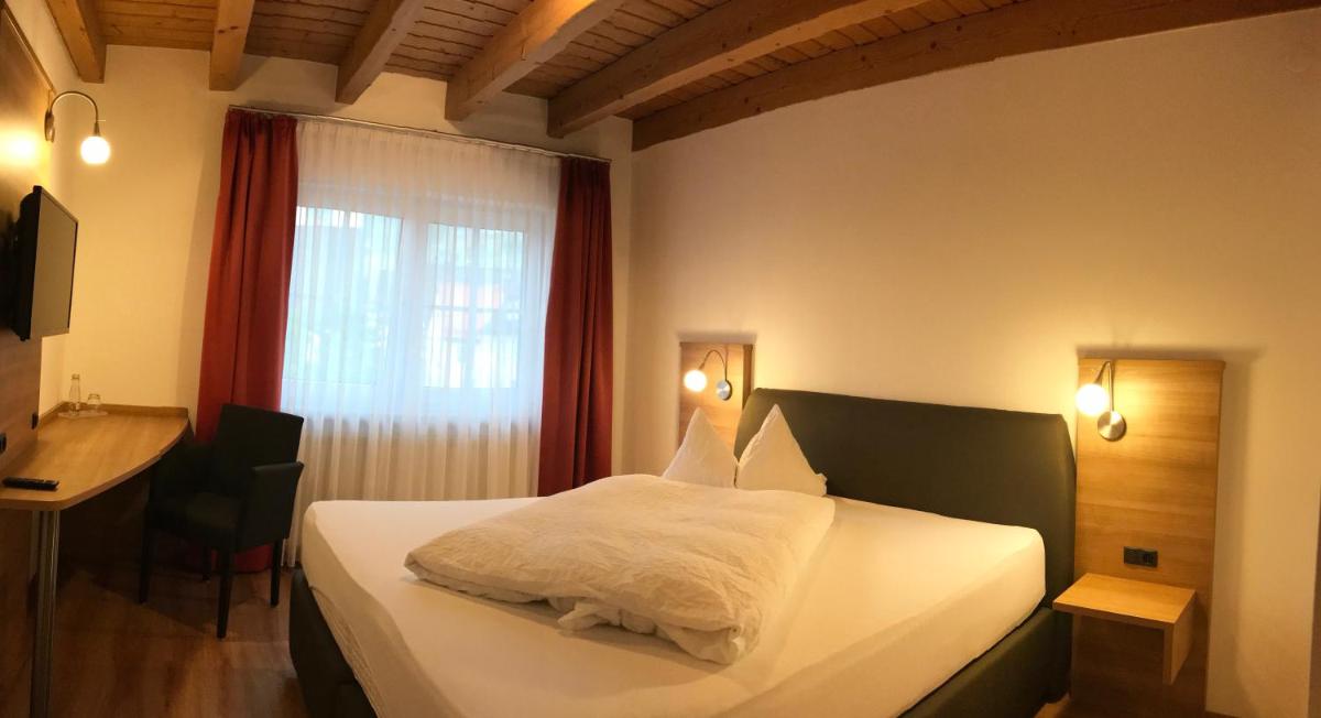 Gasthof zum See - Housity