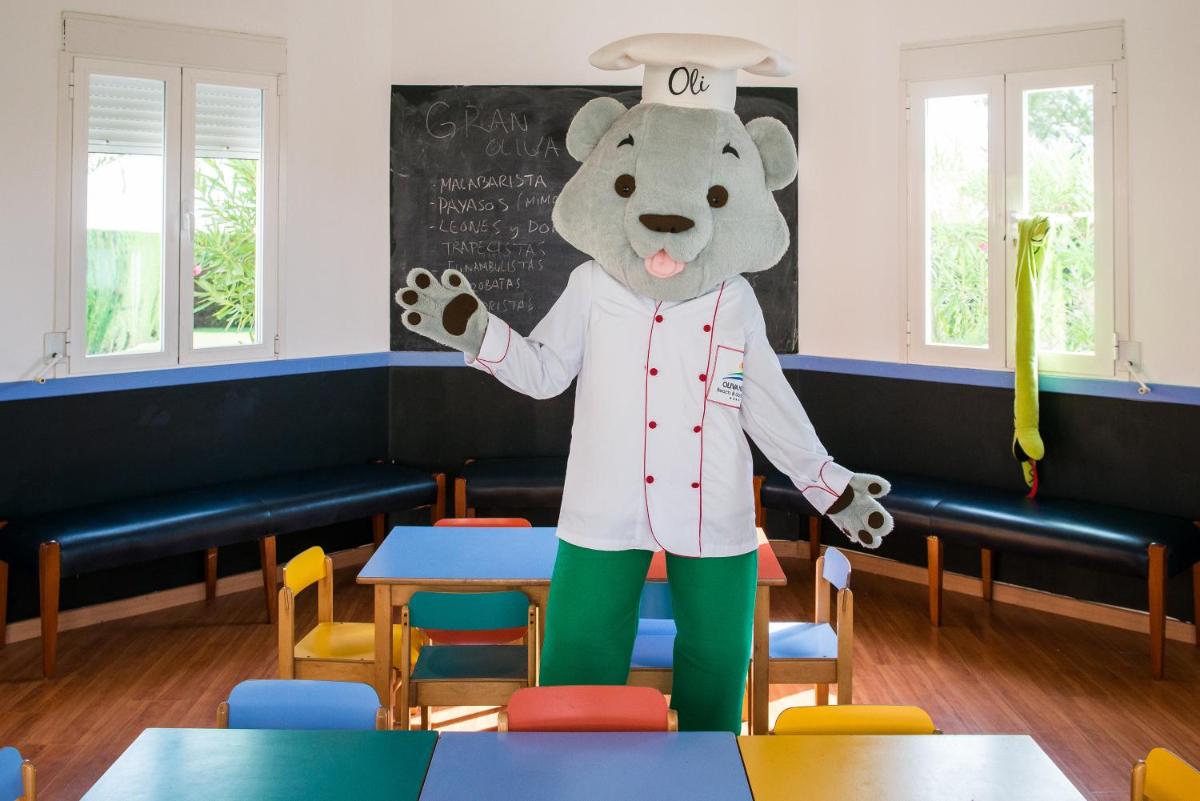 Club infantil en Oliva Nova Beach & Golf Hotel