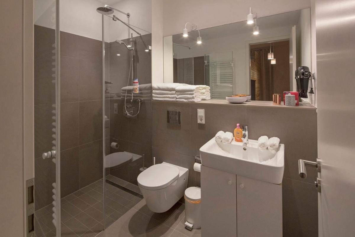 Suitetrails - Modern Design Apartment