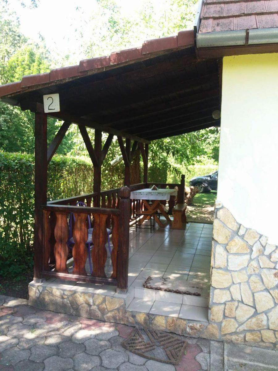 Dávid-lak - Housity