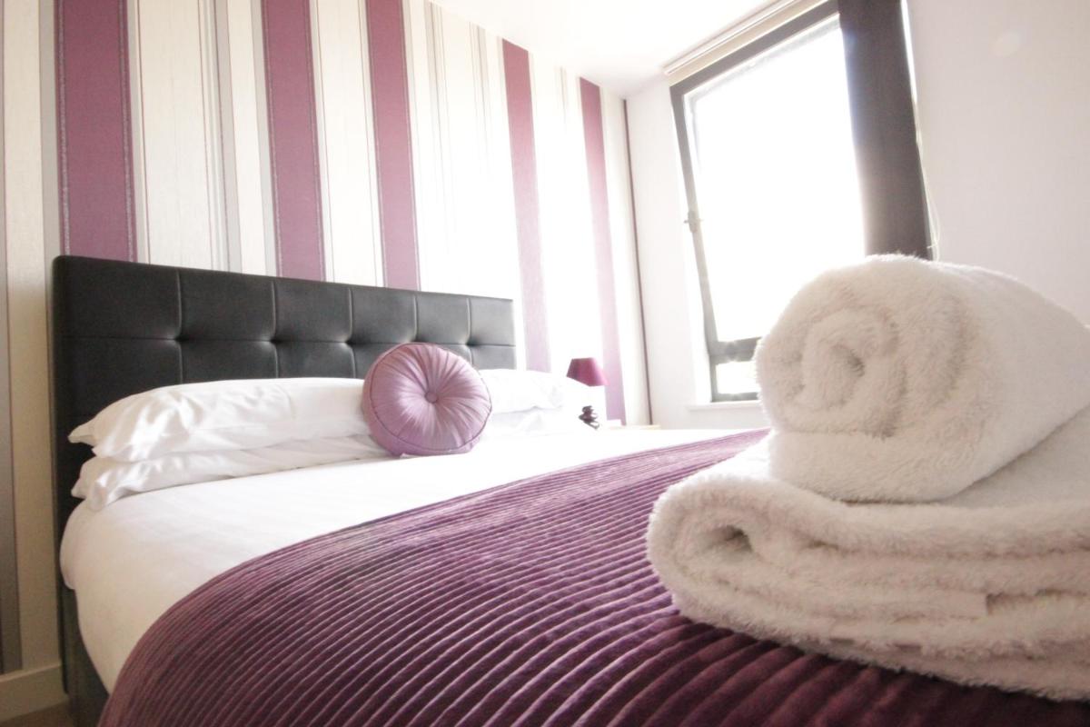 Marina Water View Apartment - Housity