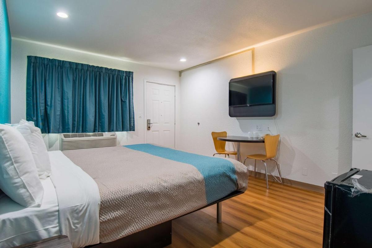 Motel 6-San Bernardino, CA - Downtown - Housity