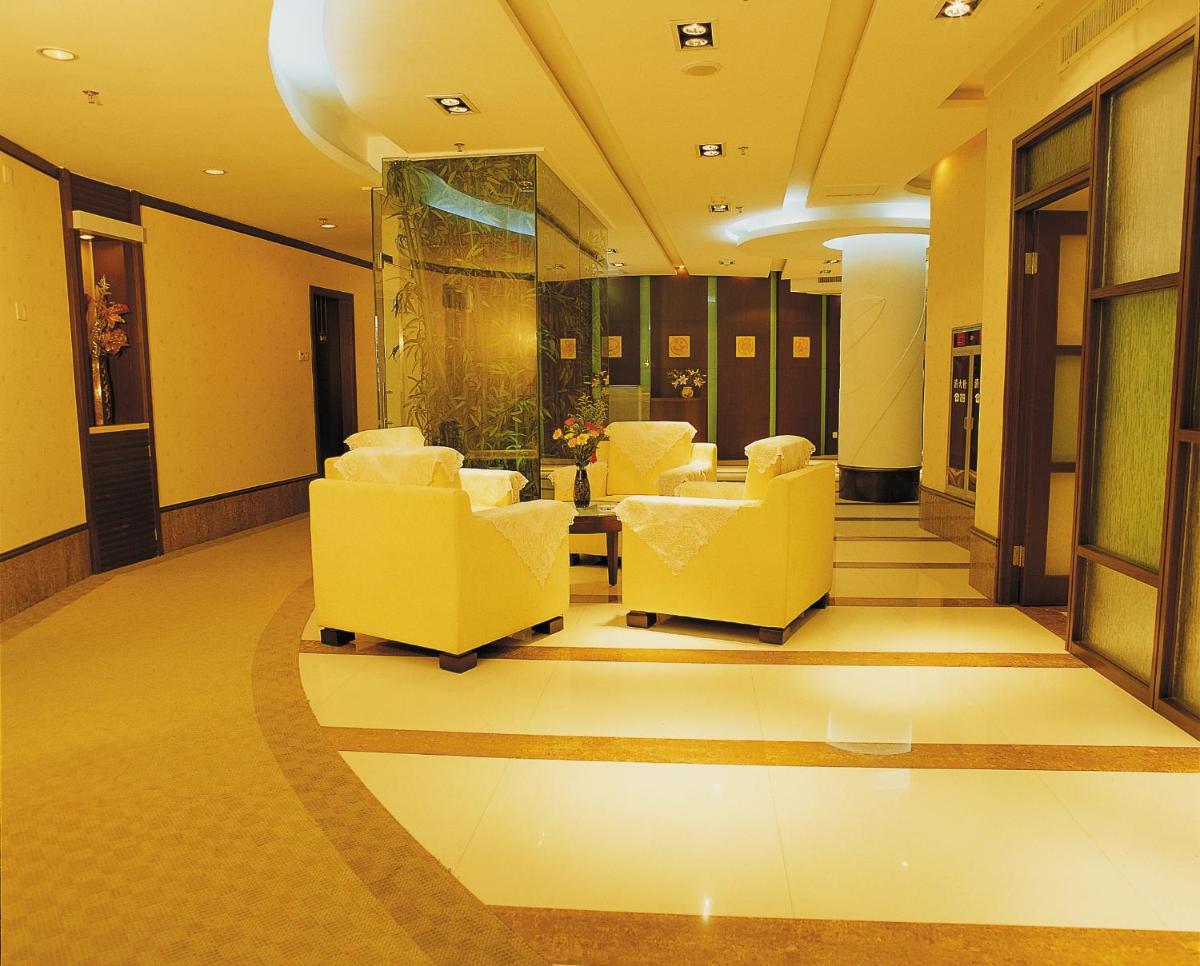 Xin Hua Hotel Guangzhou - Housity