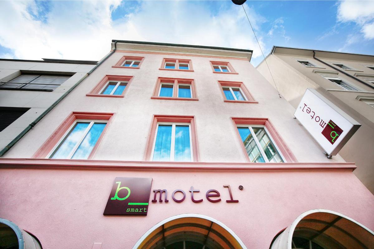 b-smart motel Basel - Housity