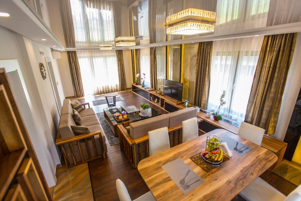Villa Rose - Housity
