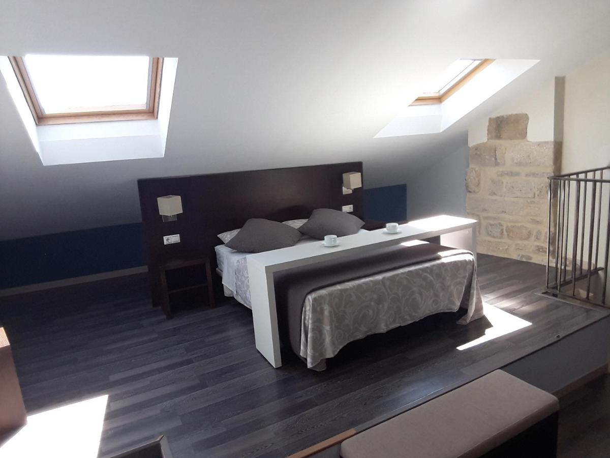 Apartamentos Sol de Mayo - Housity