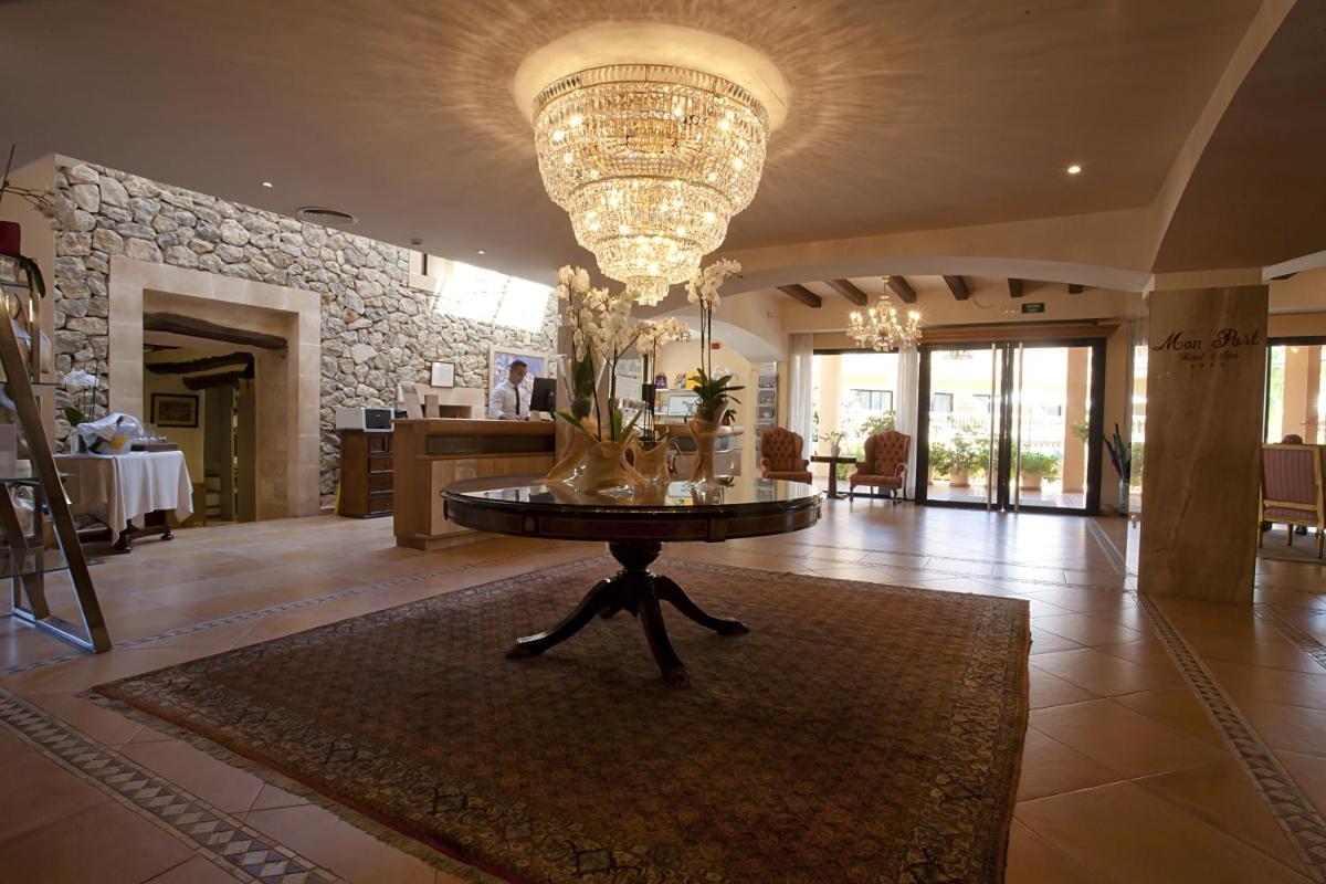 Zona de estar de Mon Port Hotel & Spa