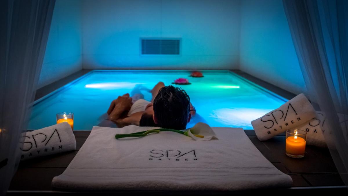Clientes alojados en RH Bayren Hotel & Spa 4* Sup