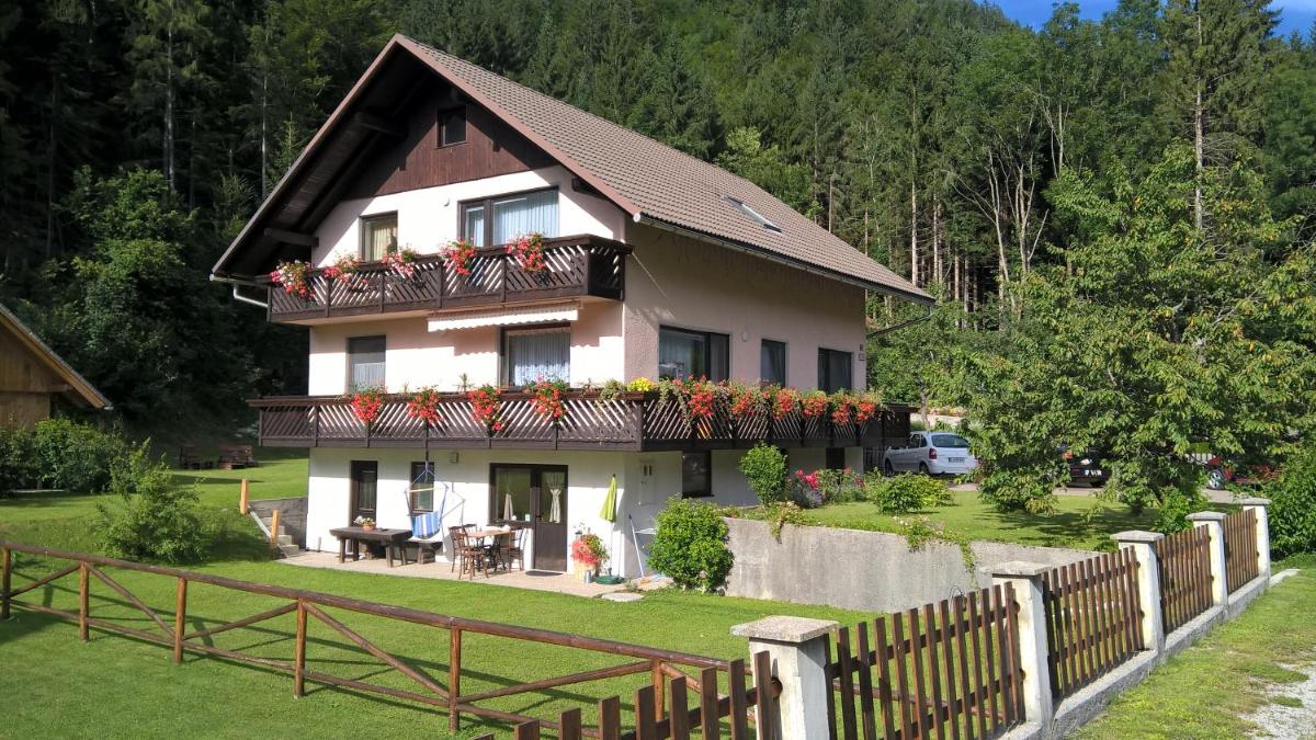 Apartments Mertelj - Housity