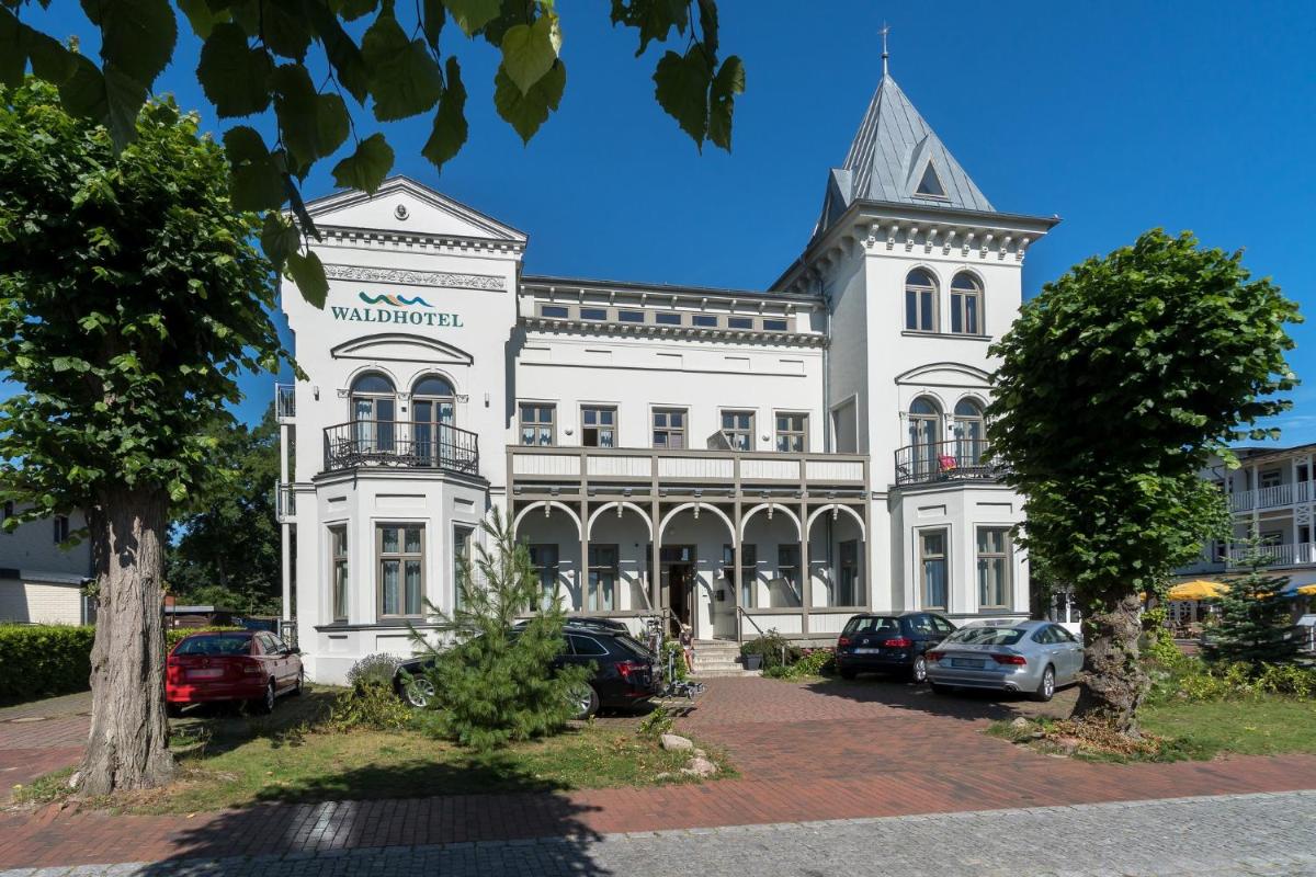 Waldhotel - Housity