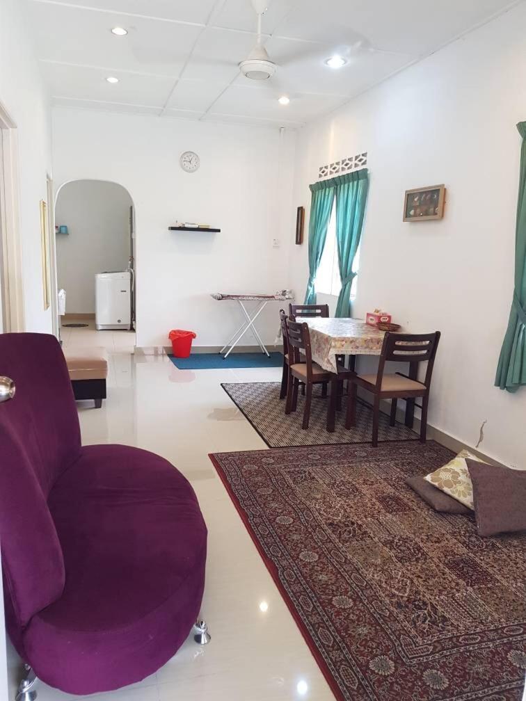 Homestay Kampung Selamat - Housity