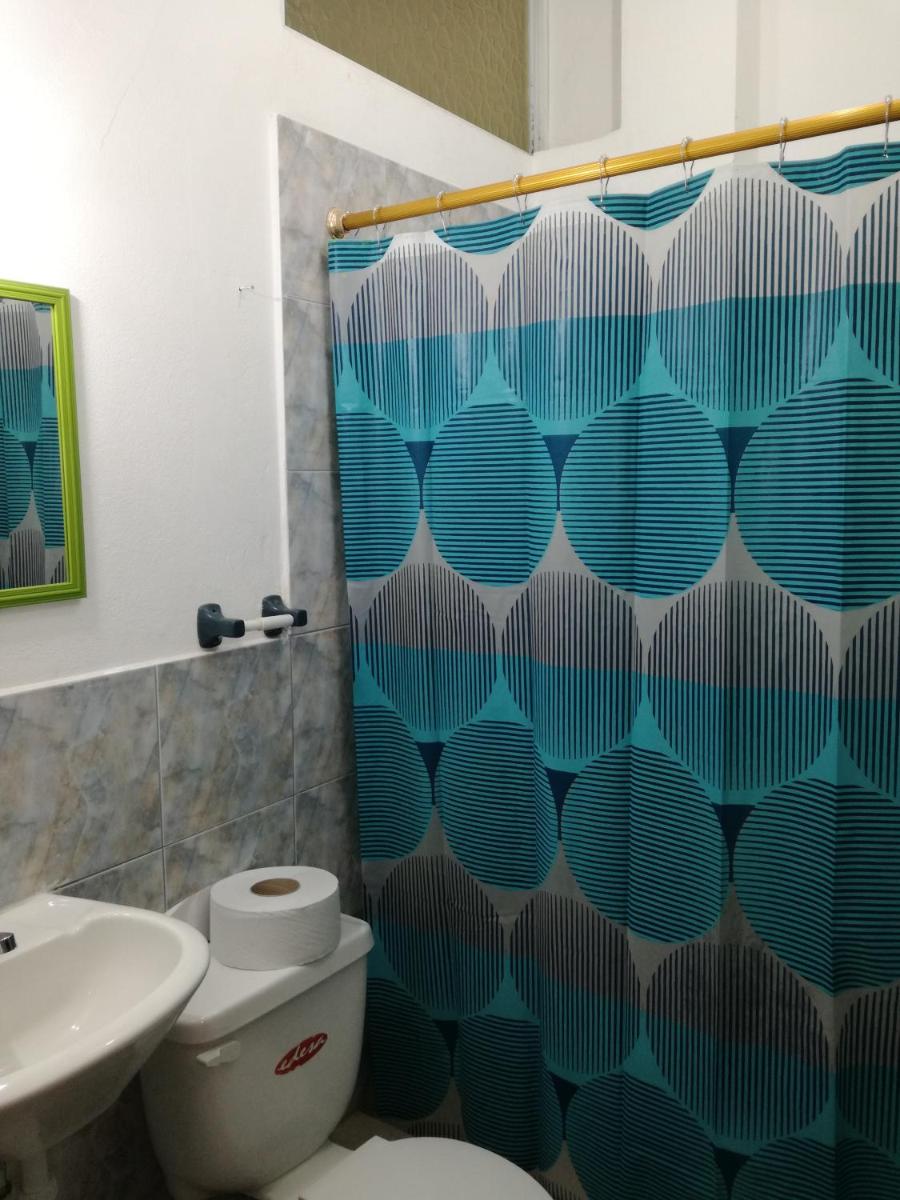 Francisco Habitaciones - Housity