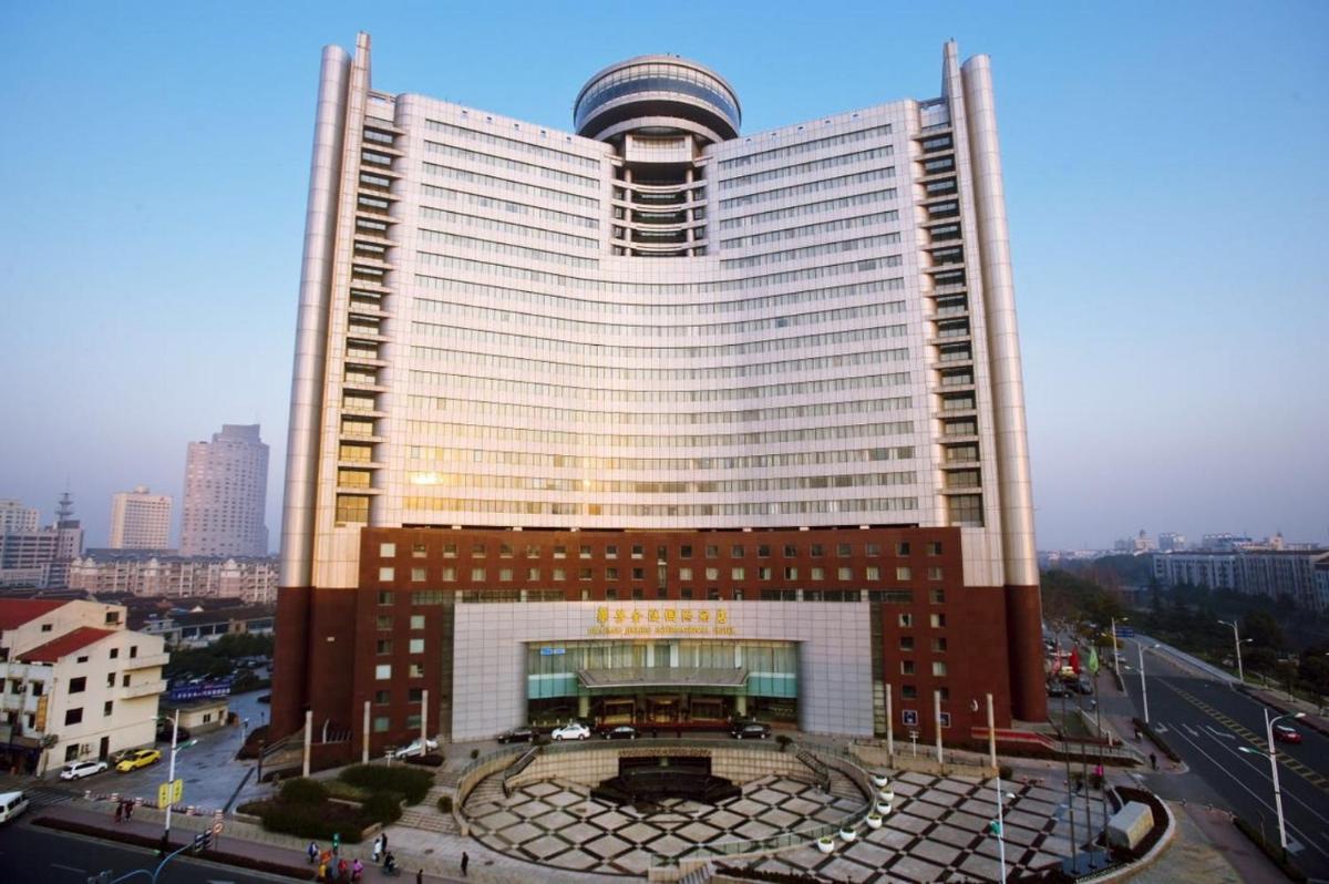 Huafang Jinling International Hotel Zhangjiagang - Housity