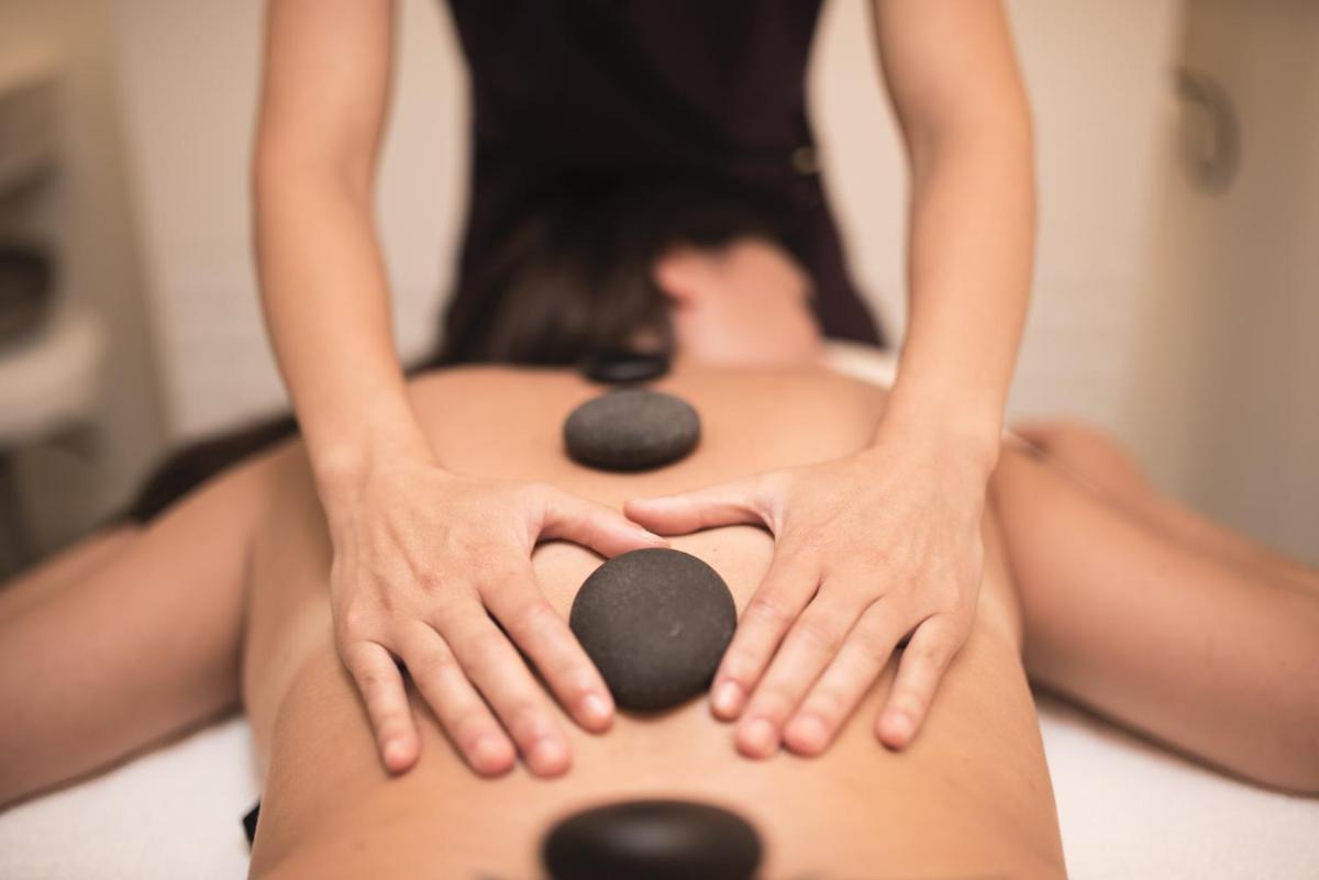 Spa o instalaciones de bienestar en Hotel Pompaelo Plaza del Ayuntamiento & Spa